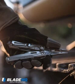 Leatherman Charge Plus TTI Multi Tool W/ Nylon Sheath (19-in-1) 832537 -Knife Craft Store LTG CHARGETTI WORK INHAND 0817 large